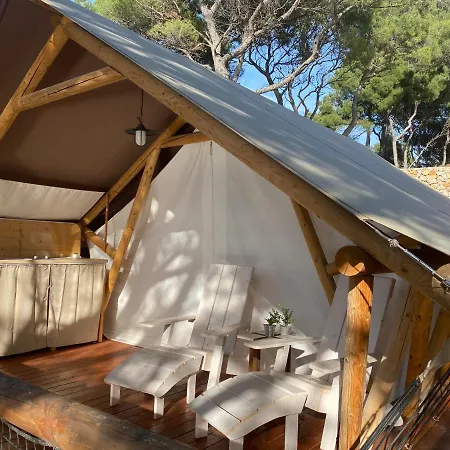 Glamping Hvar Luxusní stan